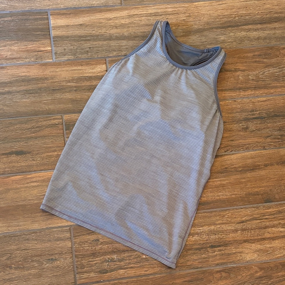EUC Lululemon Shelf Bra Tank Top